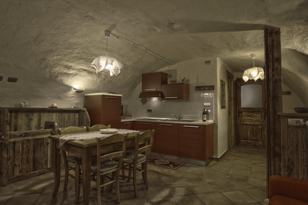 Maison Peroulaz Charvensod Quarto foto
