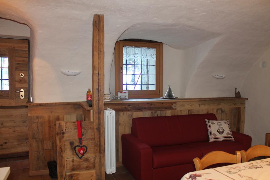 Maison Peroulaz Charvensod Quarto foto